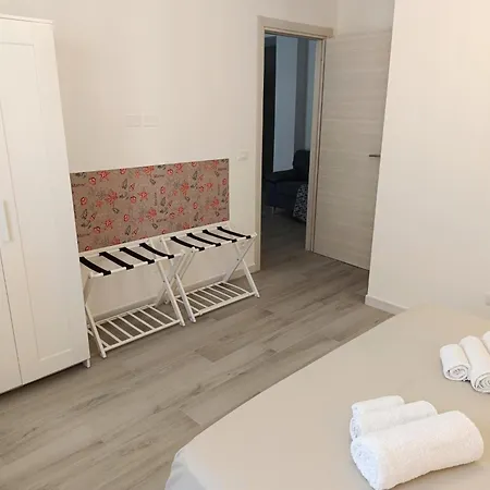 Sun Sea House *
