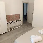 Sun Sea House *